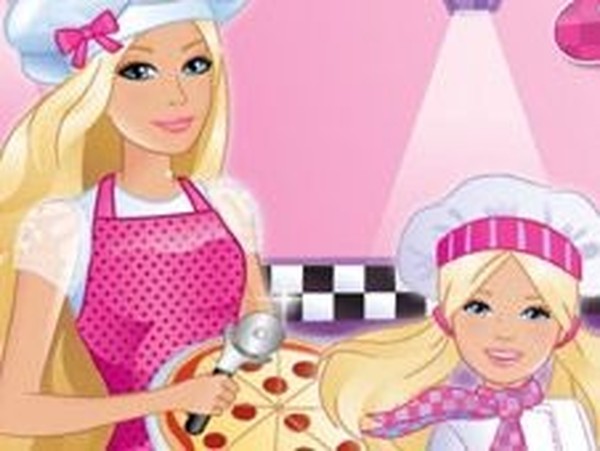 Pizza Maker with Barbie